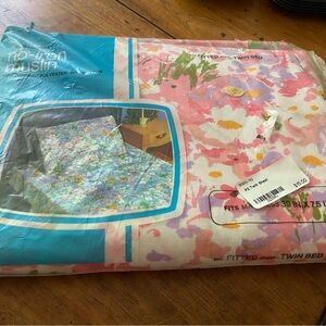 1 Vintage JC Penny pink Floral Twin Fitted Sheet